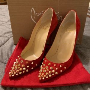 Christian Louboutin spikyshell size 36